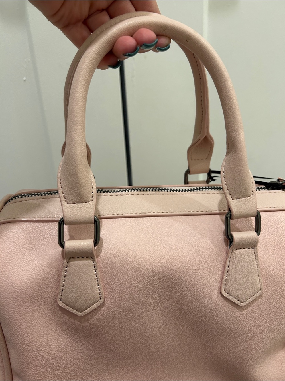 Juicy Couture (NWT) Dazzle Satchel in Pink Clay - Picture 8 of 13
